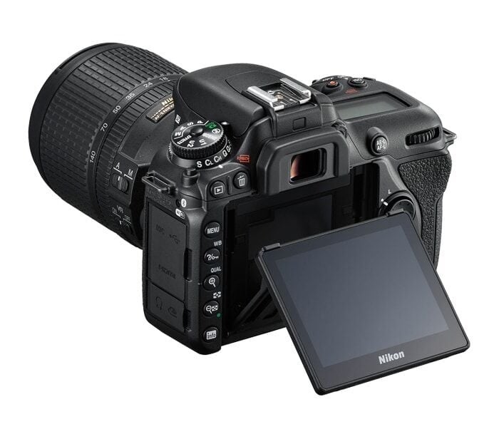 Nikon D7500 + 18-140mm VR Lens Kit (Karfo Karacasulu Garantili)