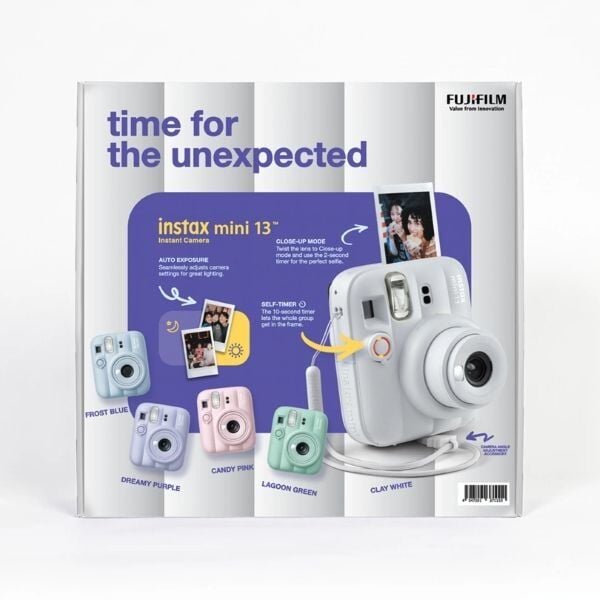 Instax Mini 13 Fotoğraf Makinesi Beyaz Bundle Box