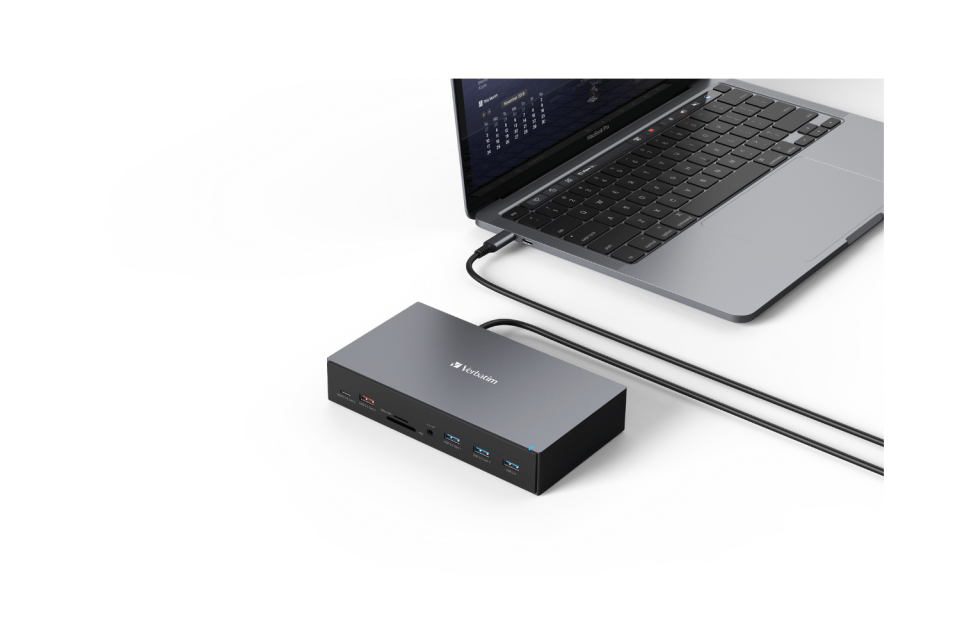 Verbatim 17 Port USB-C Bağlantılı Çoklayıcı Dock  1 x 8K HDMI, 2 x 4K HDMI, 2 x Dis-Port, 1 x RJ45, 1 x Usb-A 3.2 Gen2, 2 x Usb