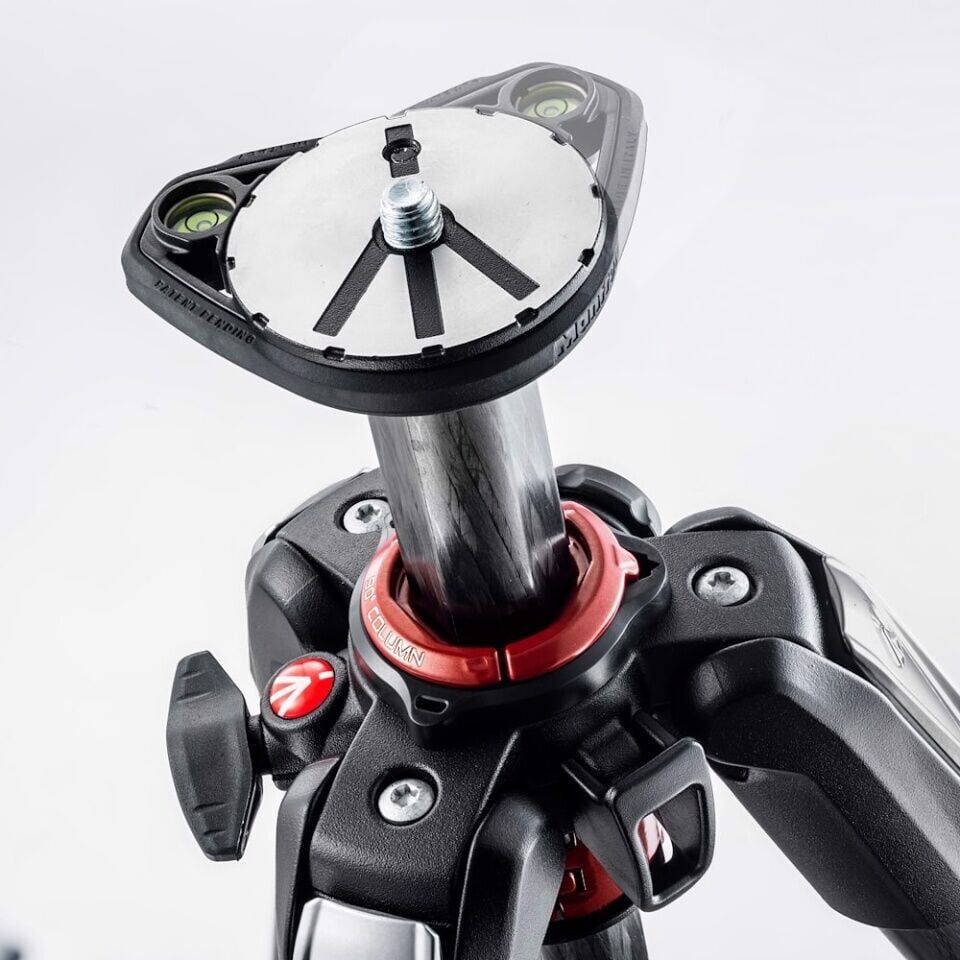 Manfrotto MT055CXPRO3 055serisi 3 Kademeli Karbonfiber Tripod