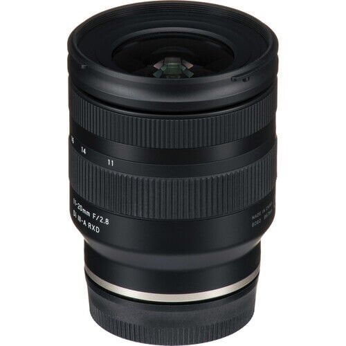Tamron 11-20mm F/2.8 DI III-A RXD Fujifilm X Mount APS-C Geniş Açı Zoom Lens (B060X)