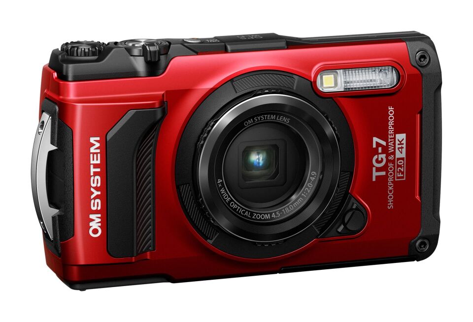 OM System TG-7 Zor Koşullara Dayanıklı Kompakt Fotoğraf Makinesi 4x Zoom F2.0 Kırmızı
